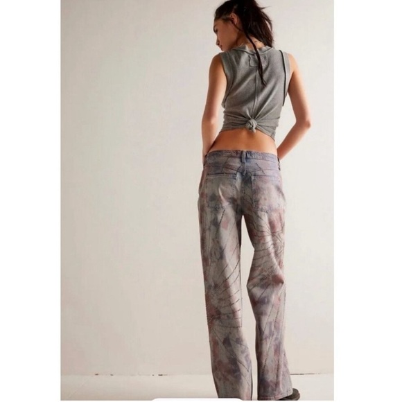 Free People We the Free Aurora Mid Rise Embellished Flare Jeans Size 30 - Picture 3 of 16